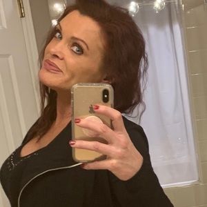 Meet your Posher, Donya